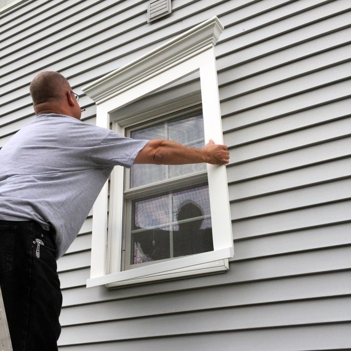 Installing sheathing on exterior walls