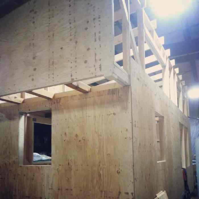 Sheathing woo done wall